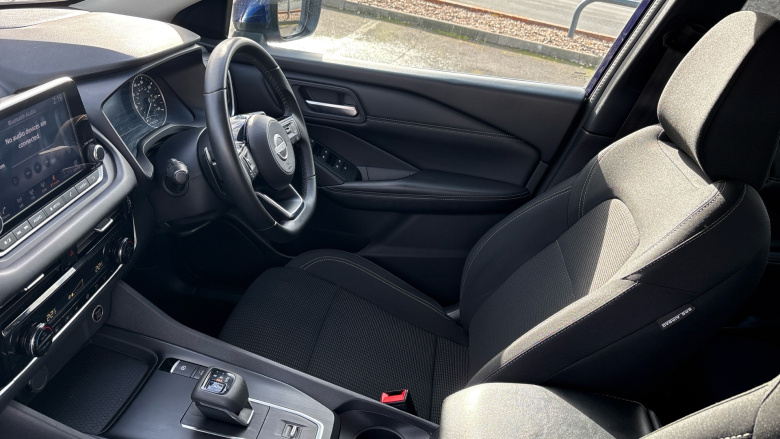 Nissan Qashqai 1.3 DiG-T MH 158 Acenta Premium 5dr Xtronic Petrol Hatchback